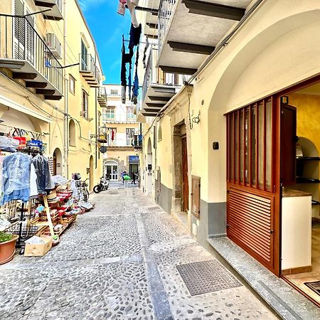 Appartement Il Rifugio Del Marinaio By Housilia à Cefalù Extérieur photo