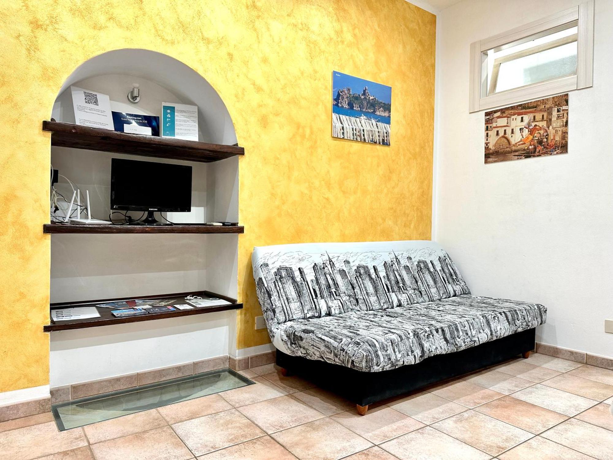 Appartement Il Rifugio Del Marinaio By Housilia à Cefalù Extérieur photo